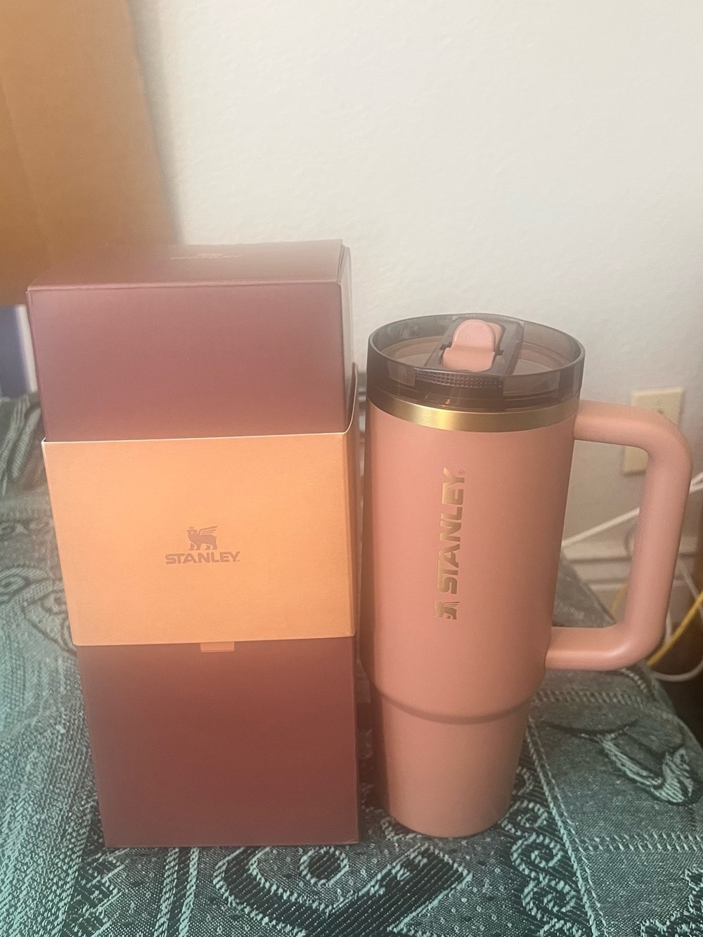 Stanley 30 oz Mocha Latte Insulated Travel Mug with Handle and Gold Accents - Picture 2 of 2